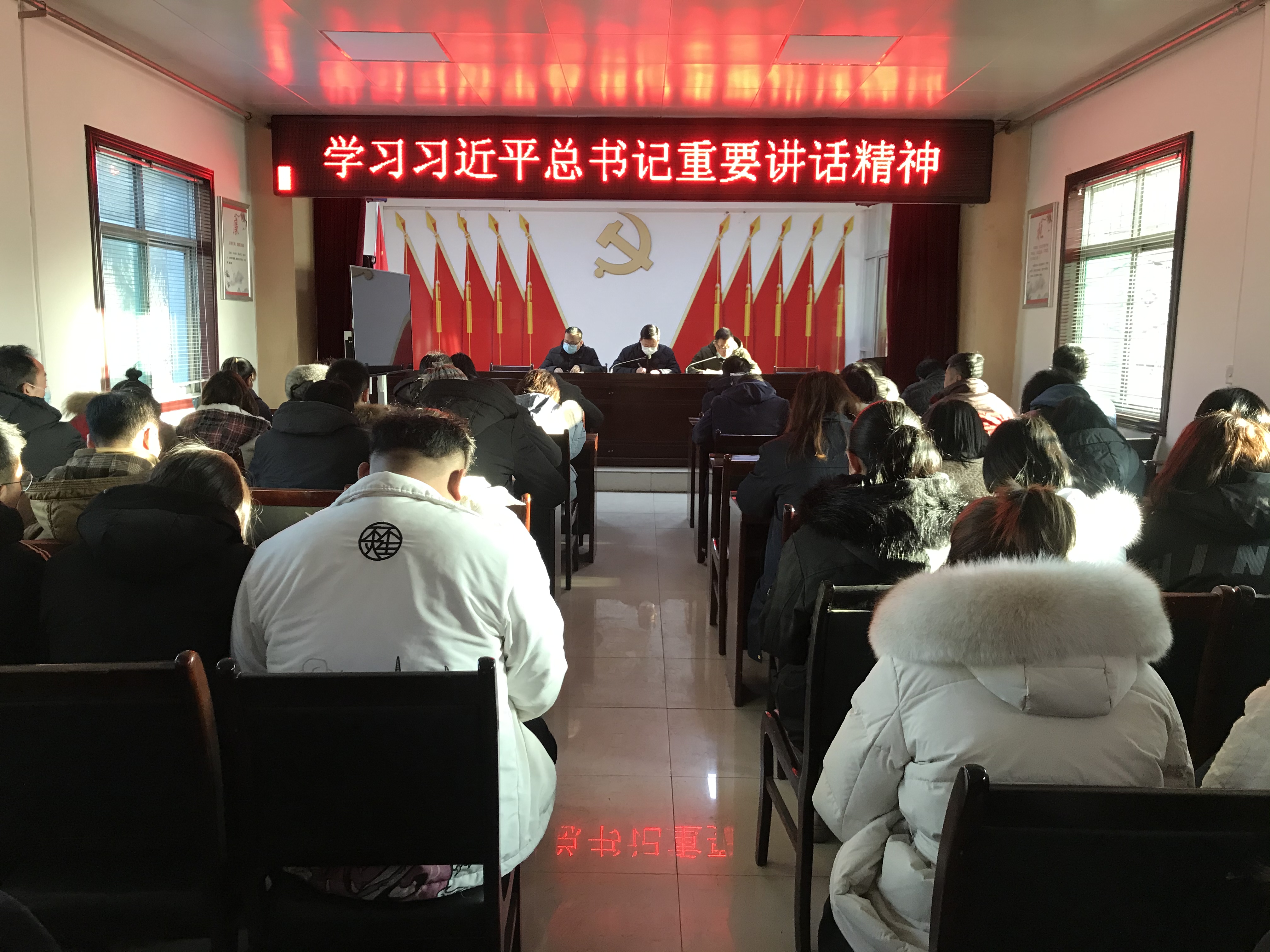 金锁关2.jpg 金锁关2.jpg